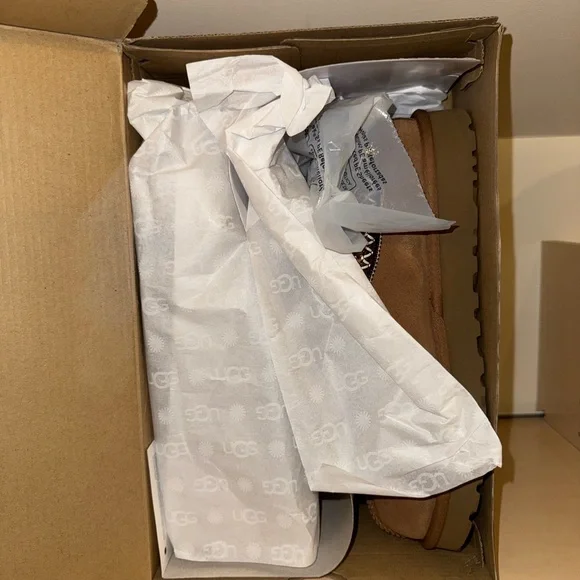 UGG Women’s Tasman II Slippers - CHESTNUT - Picture 4 of 7